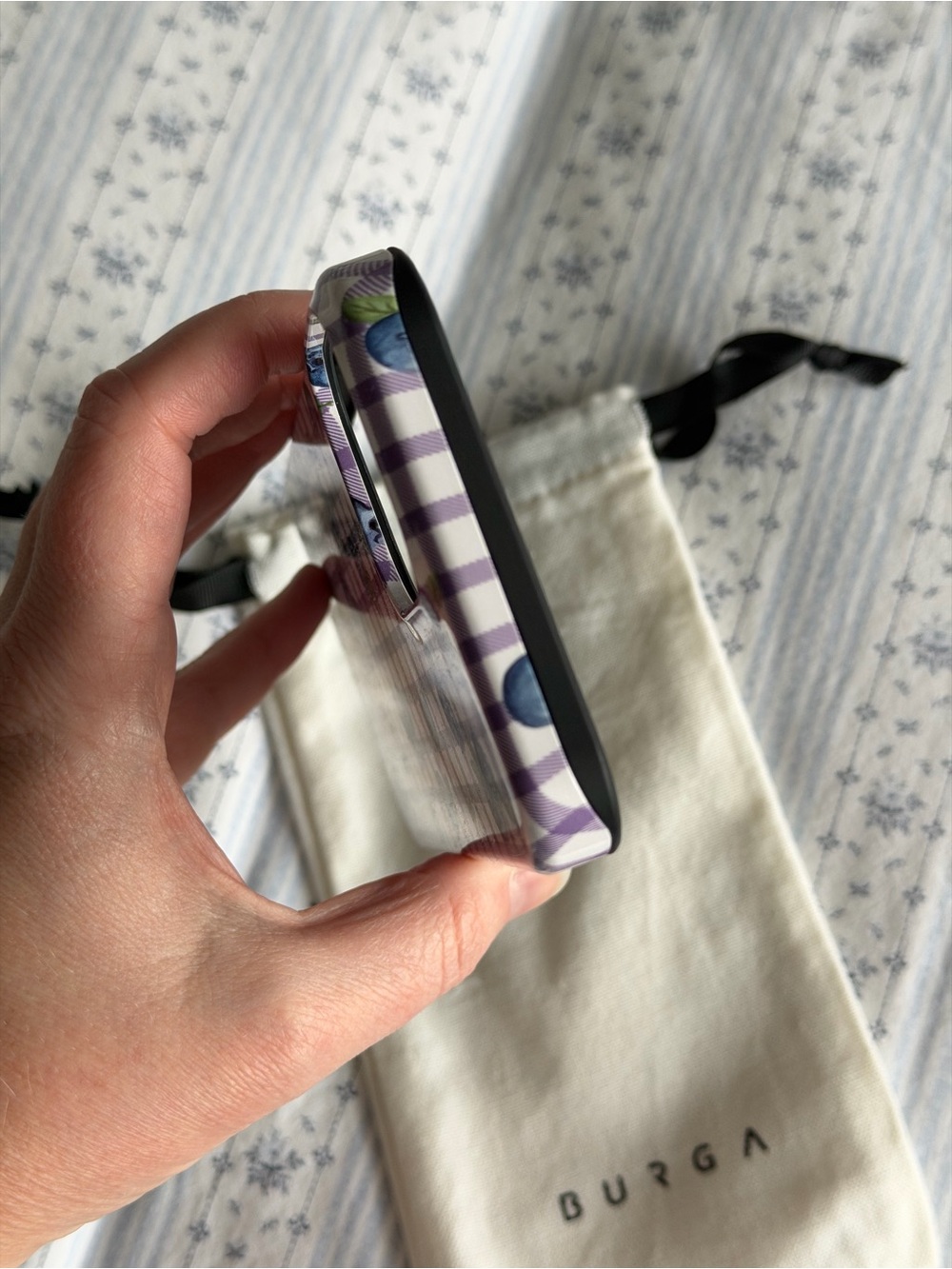 BURGA | Blueberry Muffin Case for iPhone 13 Pro Max - Picture 5 of 6